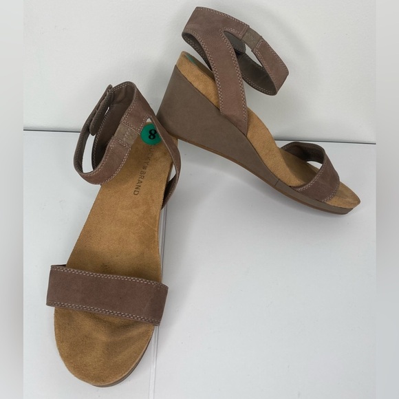 Lucky Brand Shoes - Lucky Brand NWOT or Box Women's Brown Wedge Sandals